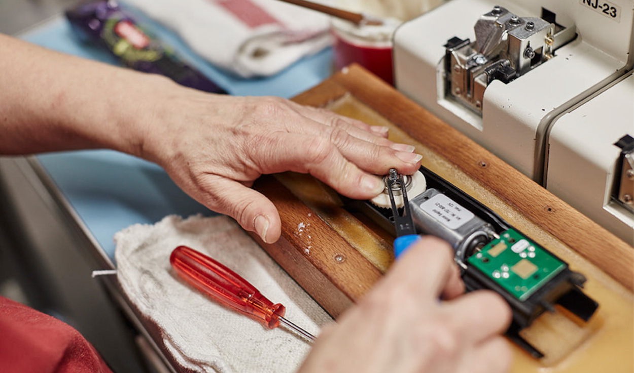 Blade Sharpening Repairs Hasbets